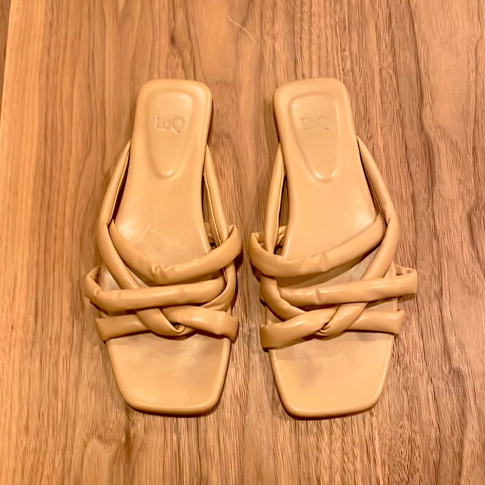 LOQ Garcia Sandals in Honey Brown Color “Miel” size 39